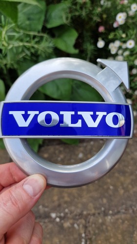 Genuine volvo v60 2012 year - genuine,