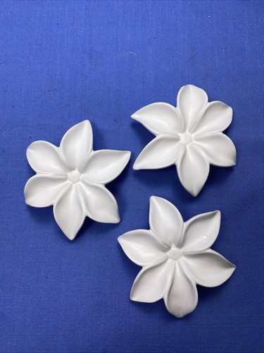 Set three ceramic flowers - of,