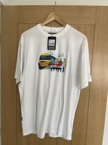 Peaceful hooligan mufc shirt - peaceful,