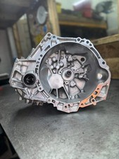 TOYOTA AVENSIS  1.6 /1.8