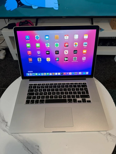 Apple macbook pro - apple, 15.4
