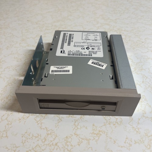 Iomega zip disk 100mb - zip,