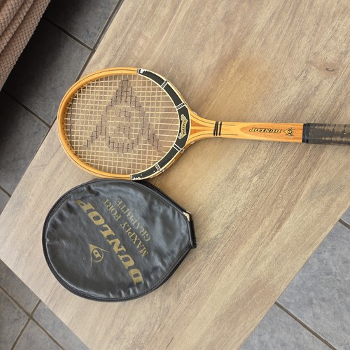Dunlop black limited edition