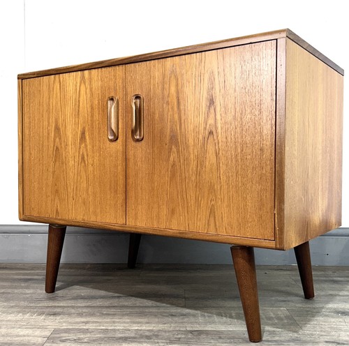 Fab compact mid century - fab,