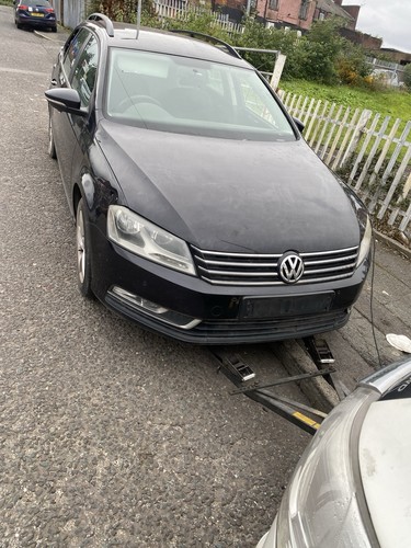 2011 volkswagen passat - volkswagen,