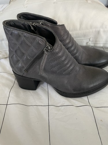 Clarks grey leather - , movie