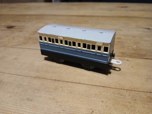 Blue express coaches tomy - blue,