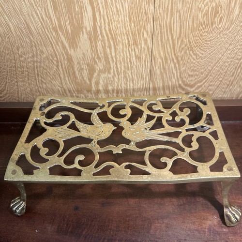 Lovely victorian brass trivet - lovely,
