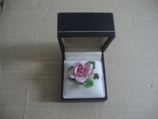 VINTAGE CHINA FLOWER BROOCH