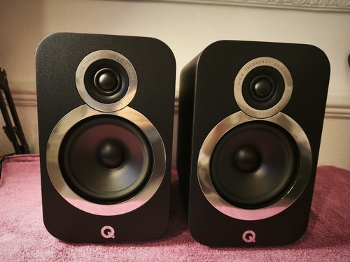 Acoustics 3020i bookshelf - q,
