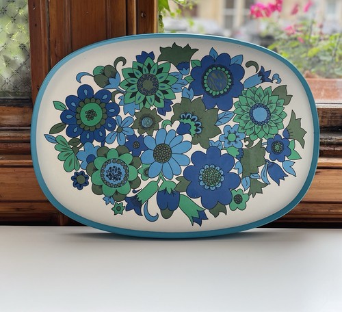 Vintage 1970s retro - vintage,