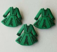Craft Buttons IRISH DRESS St Patricks Day Lucky Ireland Girl Dance Dancing Green