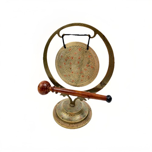 Vintage table top dinner gong - top,