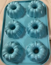 Pampered Chef 6 Mini Fluted Bundt Cake Pan Baking Teal Blue EUC