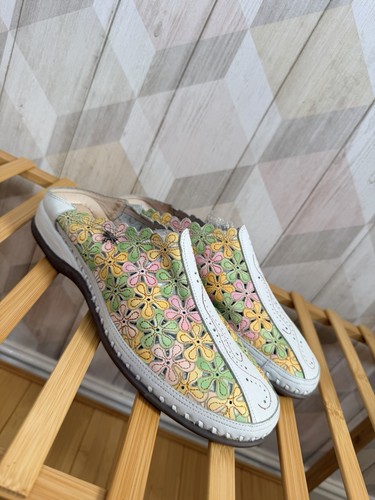 Pikolinos floral leather slip - floral,