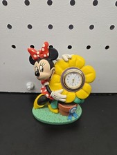  Classic Minnie Mouse Figure