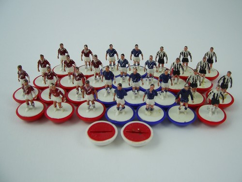Job lot vintage subbuteo - lot,
