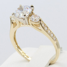 2.78 TCW Round Cut Moissanite