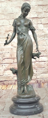 Signed art deco young woman - young,