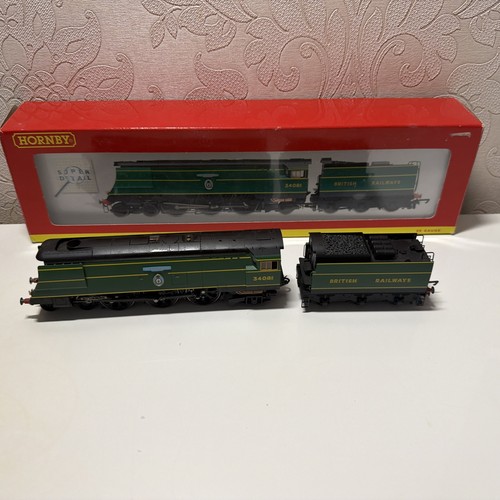 Hornby r2220 southern railway - hornby,