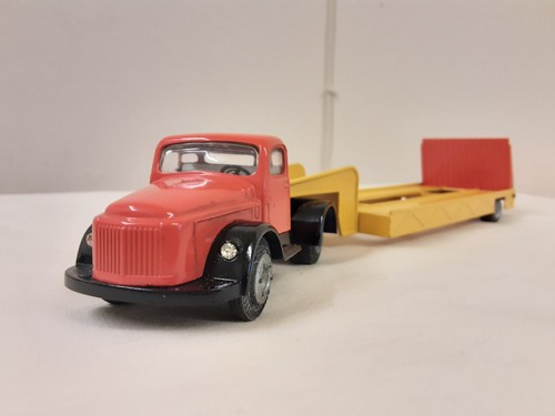 Tekno denmarrk volvo titan - ,