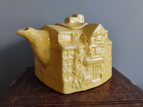 Art deco arthur - arthur, wood