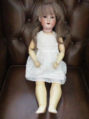 Antique bisque head armande - bisque,