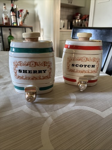 Wade pottery vintage - pottery,