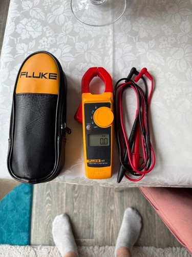 Fluke 323 clamp meter true - 323, rms