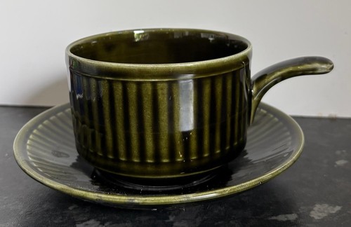 Dark green glaze tams ware - green,
