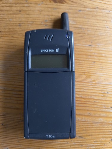 Ericsson t10s fliphone with - ericsson,