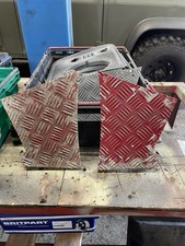 Land Rover Defender 90 Rear Tub Chequer Plate