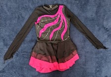 MAJORETTES DANCE GYM TWIRLING