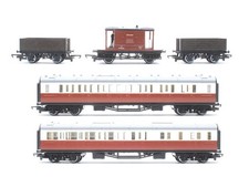 HORNBY 'OO' GAUGE RAKE OF 5