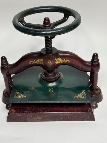 Antique illinois iron - antique,