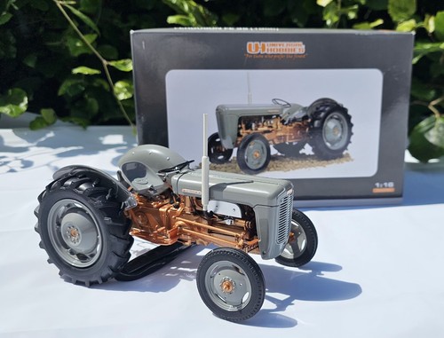 Universal hobbies massey - universal,
