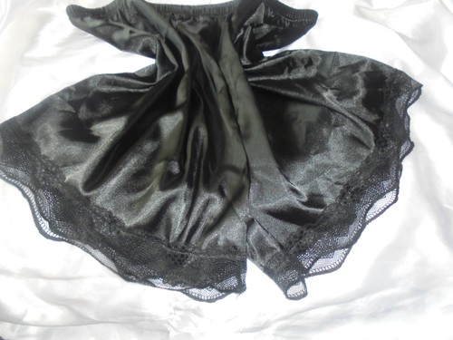 Silky vtg style - glossy, satin