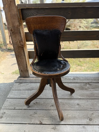 Phoenix chair company - company, antique