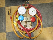 Mastercool Manifold Gauge Set