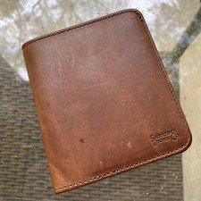 Saddleback Leather large Bifold With 4 Card Slots, 2 Inner Pockets, & Billfold