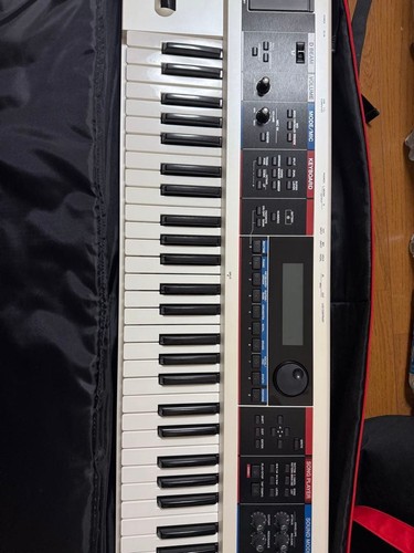Roland juno 61 key - 61,