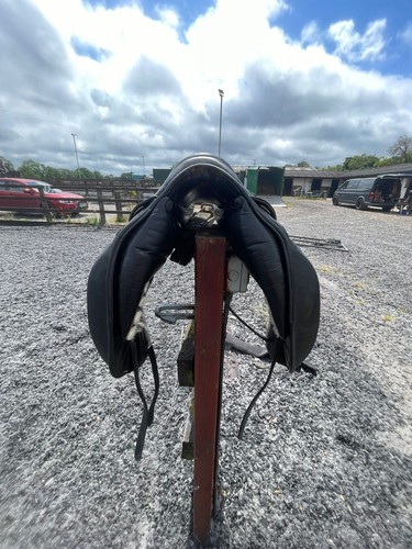 Harry dabbs dressage saddle - dabbs,