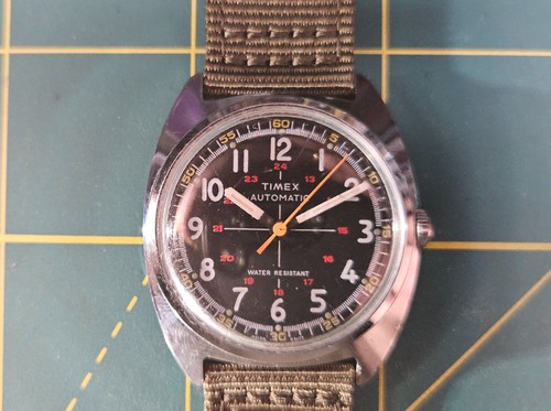 Vintage 1977 timex - vintage,