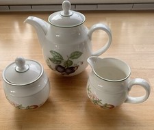 St Michael Ashberry Teapot