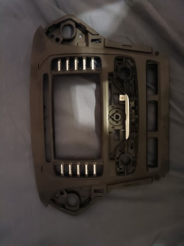 Ford mondeo mk4 lift - sat, nav