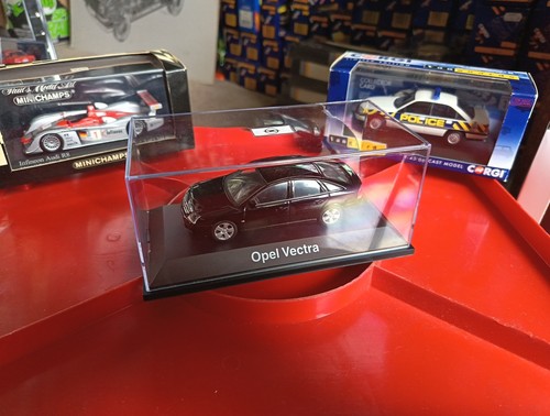 Boxed model schuco - boxed,