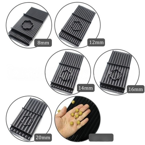 Plastic bait rolling tool - plastic,