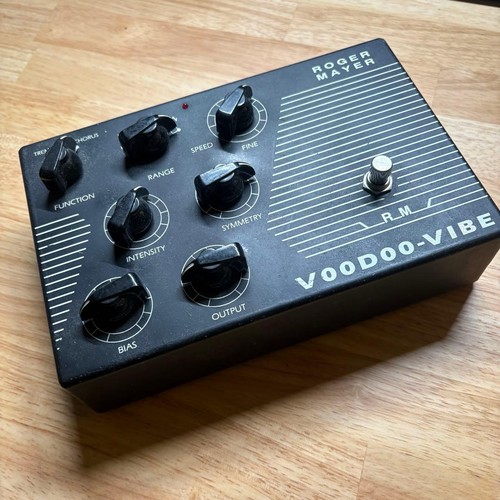 Roger mayer voodoo vibe - roger, voodoo-vibe