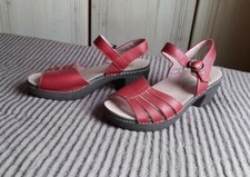 EL NATURALISTA Women's Red