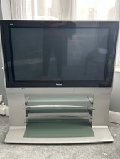 Panasonic TH-42PE30 42” Plasma TV – Built-In Freeview Tuner – Retro EDTV Display